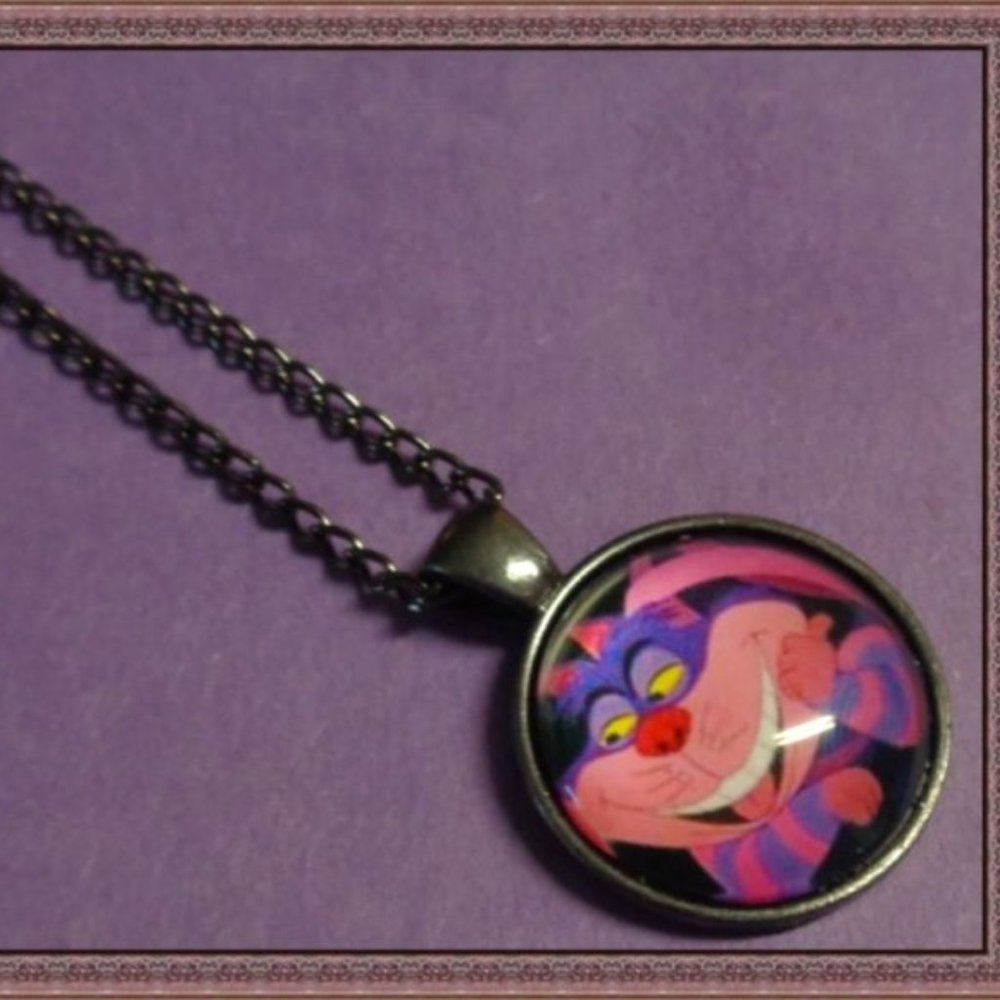 Black Tone Alice In Wonderland Cheshire The Cat Theme Necklace